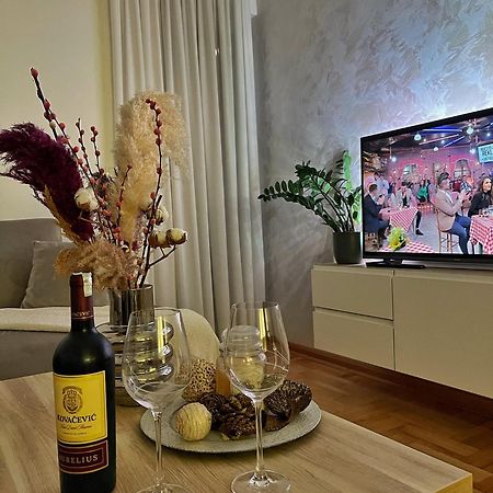 Appartement Monarh à Bijeljina Extérieur photo